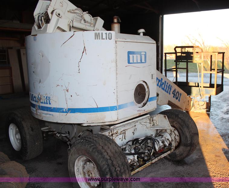 image for item H7889 Mark Industries Mark Lift 40I boom lift