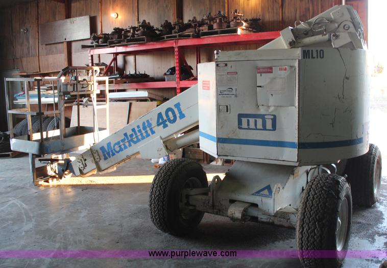 image for item H7889 Mark Industries Mark Lift 40I boom lift