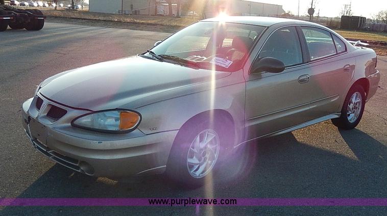 image for item H9514 2003 Pontiac Grand AM SE