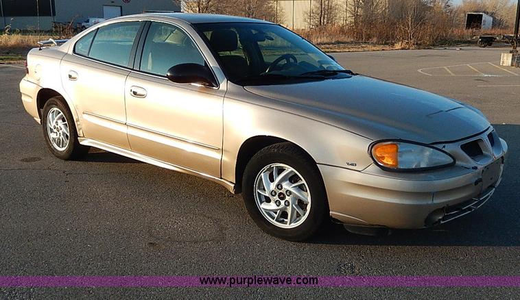 image for item H9514 2003 Pontiac Grand AM SE