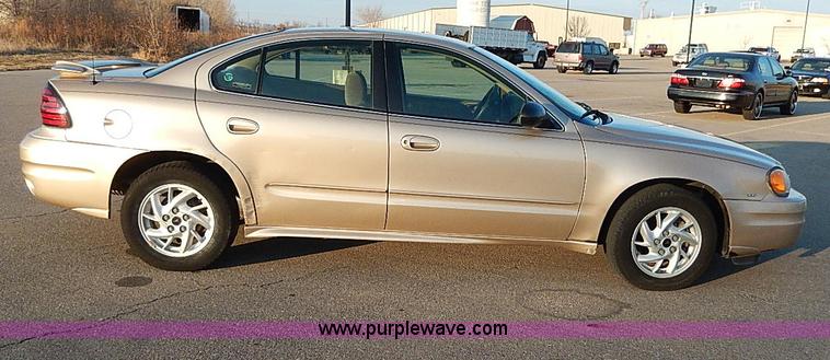image for item H9514 2003 Pontiac Grand AM SE