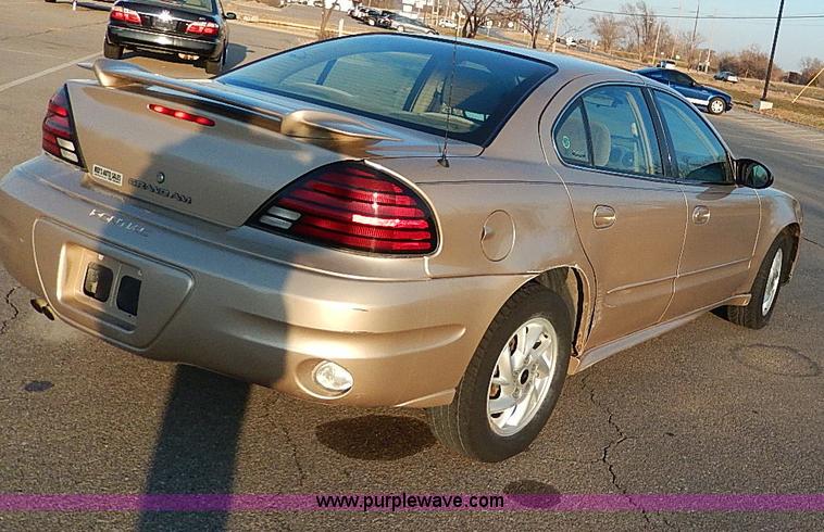 image for item H9514 2003 Pontiac Grand AM SE