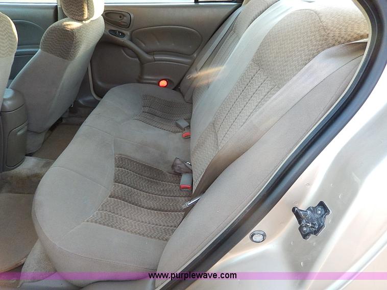 image for item H9514 2003 Pontiac Grand AM SE