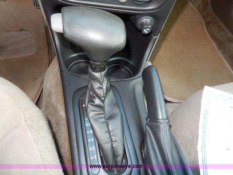 image for item H9514 2003 Pontiac Grand AM SE