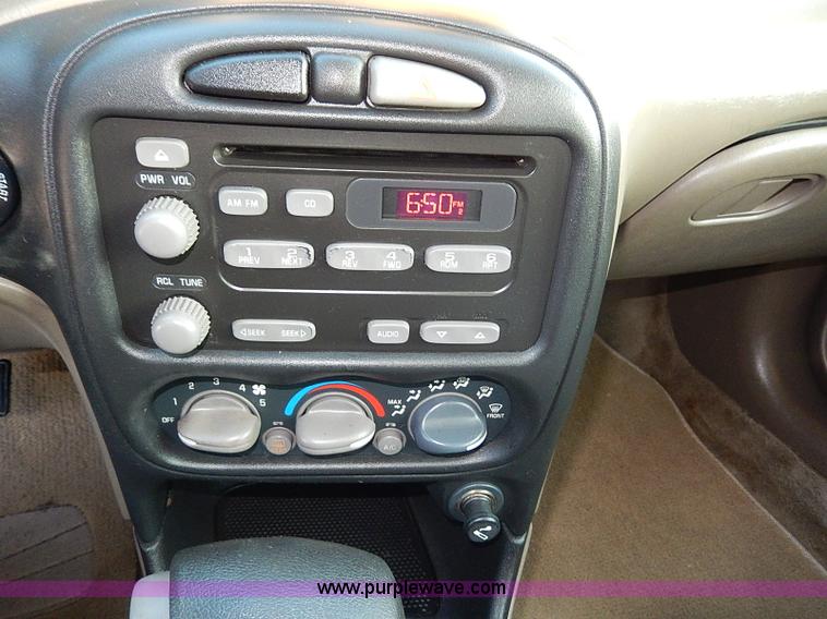 image for item H9514 2003 Pontiac Grand AM SE