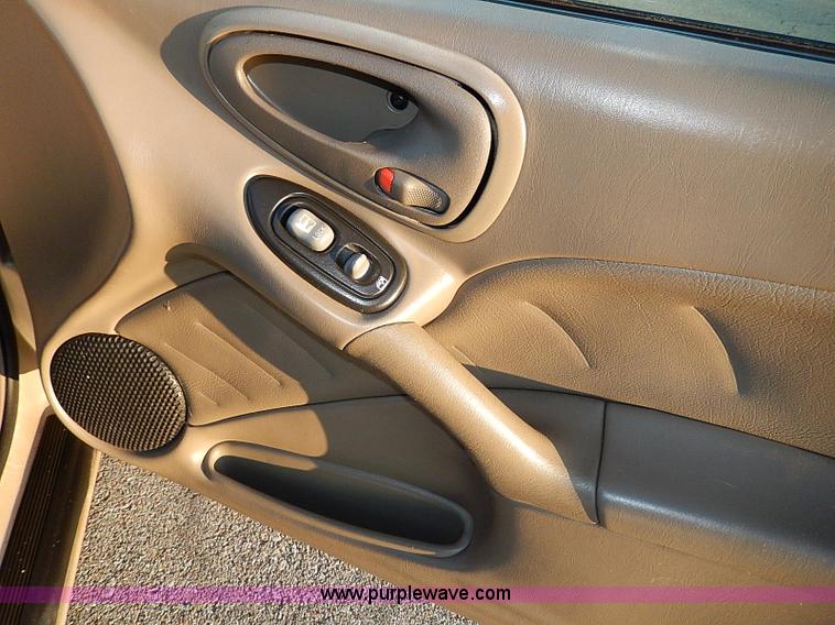 image for item H9514 2003 Pontiac Grand AM SE