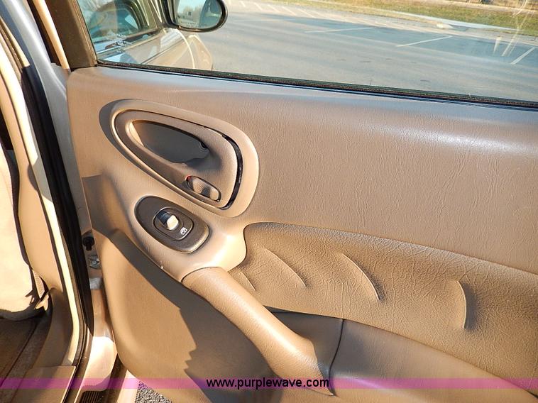 image for item H9514 2003 Pontiac Grand AM SE