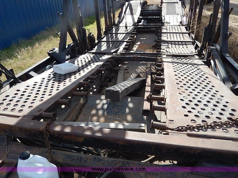 image for item H9536 1991 Williams six car trailer