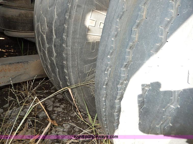 image for item H9536 1991 Williams six car trailer