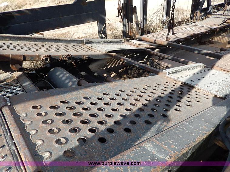 image for item H9536 1991 Williams six car trailer