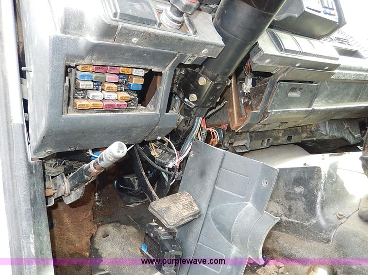 image for item H9537 1996 Chevrolet Kodiak dump truck