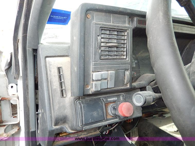 image for item H9537 1996 Chevrolet Kodiak dump truck