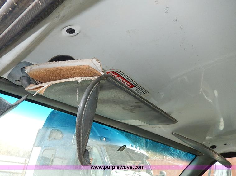 image for item H9537 1996 Chevrolet Kodiak dump truck