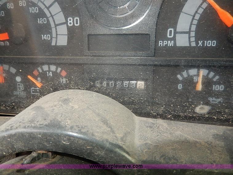 image for item H9537 1996 Chevrolet Kodiak dump truck