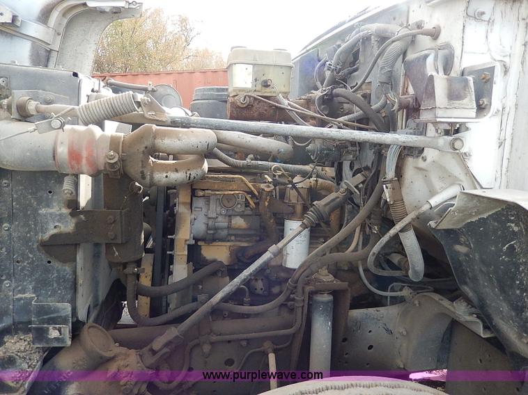 image for item H9537 1996 Chevrolet Kodiak dump truck