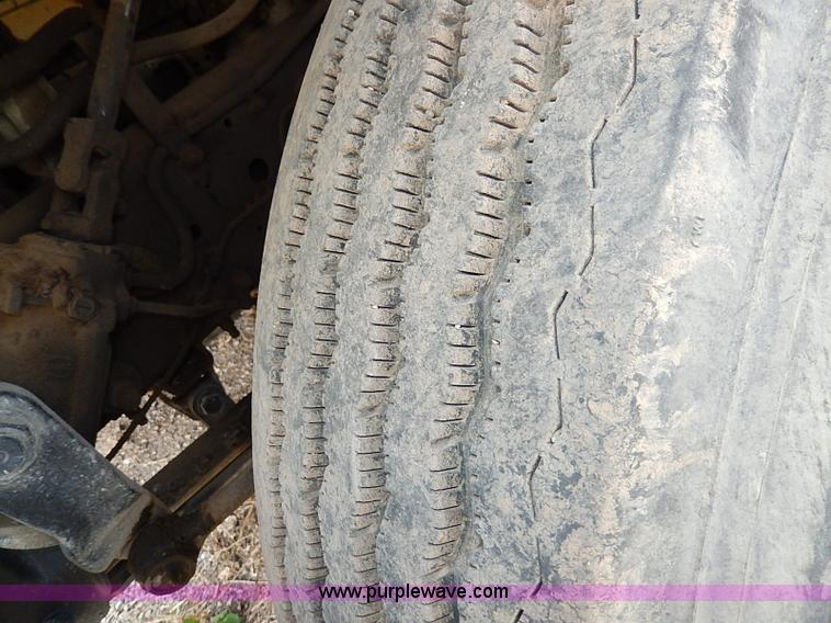 image for item H9537 1996 Chevrolet Kodiak dump truck