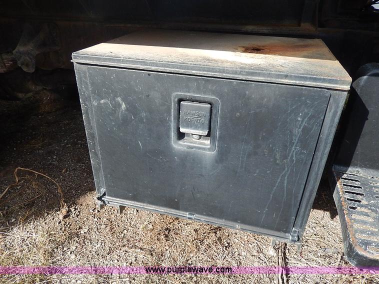 image for item H9537 1996 Chevrolet Kodiak dump truck