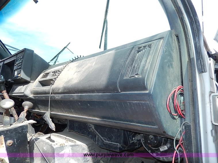 image for item H9537 1996 Chevrolet Kodiak dump truck