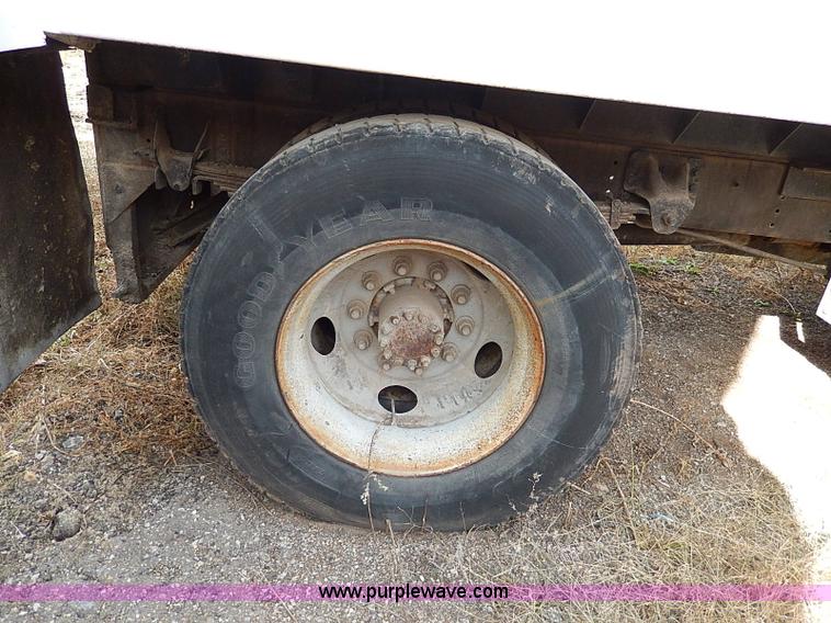 image for item H9537 1996 Chevrolet Kodiak dump truck