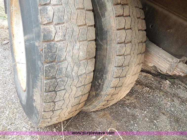 image for item H9537 1996 Chevrolet Kodiak dump truck