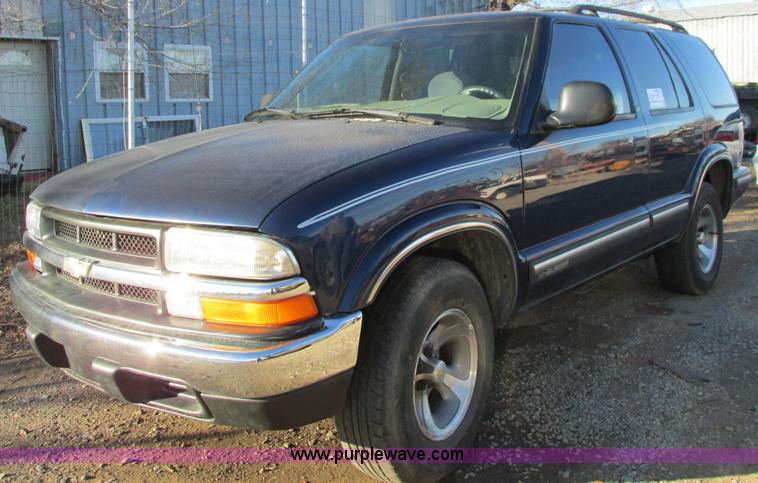 image for item I4961 1998 Chevrolet Blazer SUV