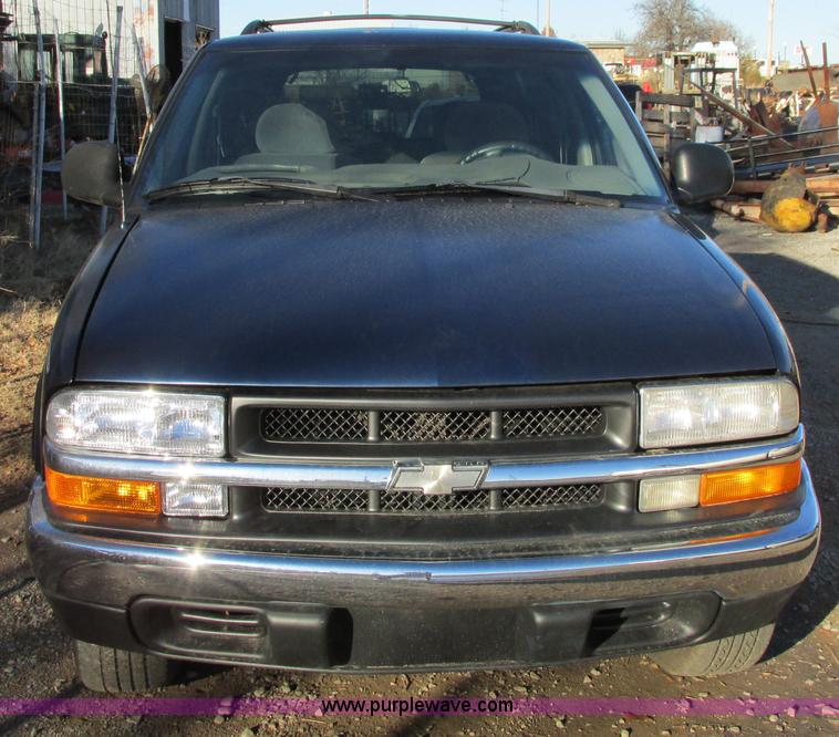 image for item I4961 1998 Chevrolet Blazer SUV