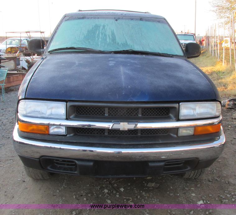 image for item I4961 1998 Chevrolet Blazer SUV