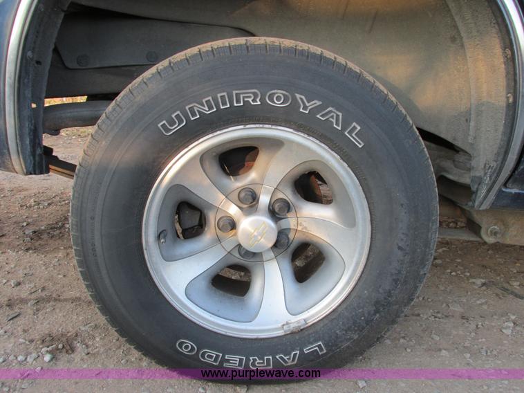 image for item I4961 1998 Chevrolet Blazer SUV