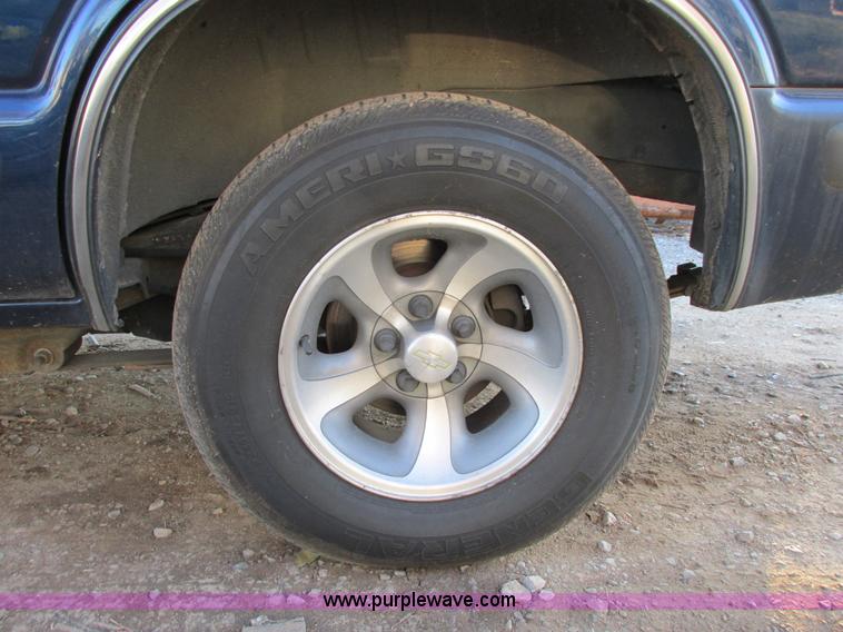 image for item I4961 1998 Chevrolet Blazer SUV