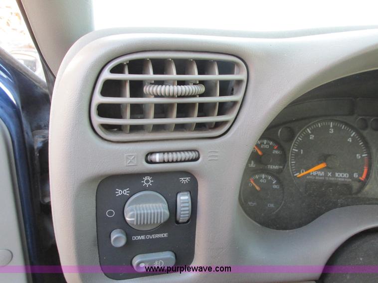 image for item I4961 1998 Chevrolet Blazer SUV