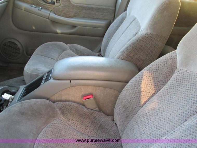 image for item I4961 1998 Chevrolet Blazer SUV