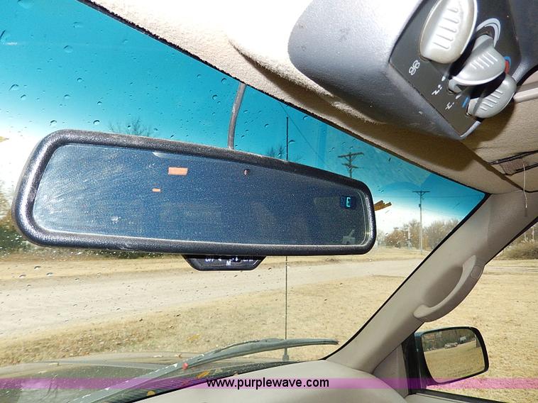 image for item I9444 1996 Chevrolet Suburban 1500 SUV