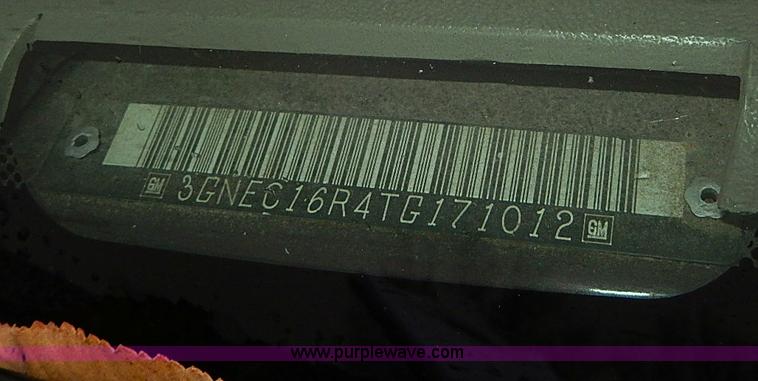 image for item I9444 1996 Chevrolet Suburban 1500 SUV