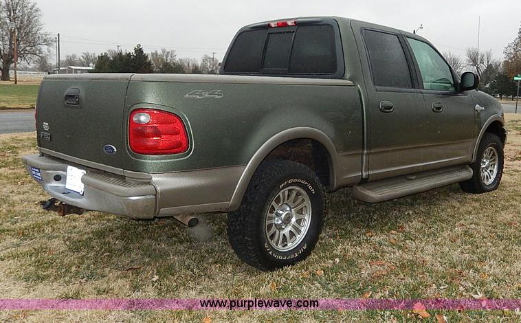 image for item I9445 2001 Ford F150 King Ranch pickup truck