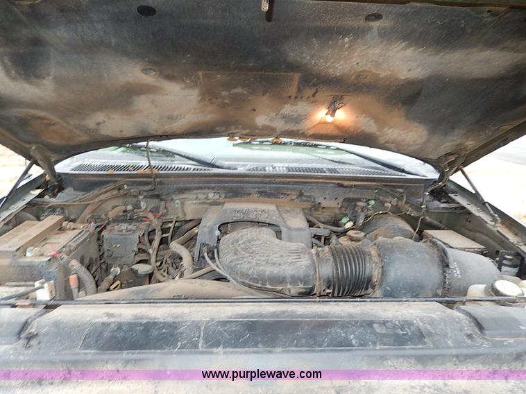 image for item I9445 2001 Ford F150 King Ranch pickup truck