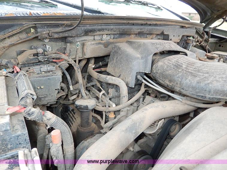 image for item I9445 2001 Ford F150 King Ranch pickup truck