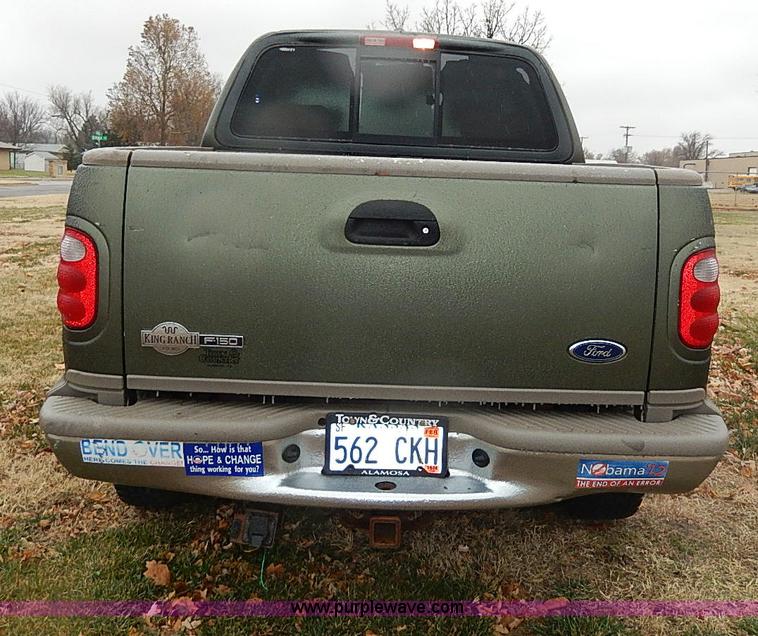 image for item I9446 2002 Ford F150 King Ranch pickup truck