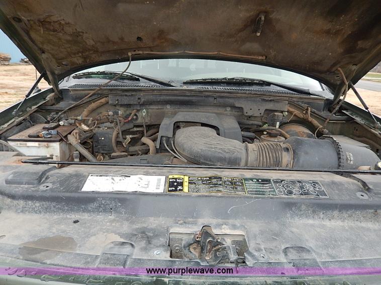 image for item I9446 2002 Ford F150 King Ranch pickup truck