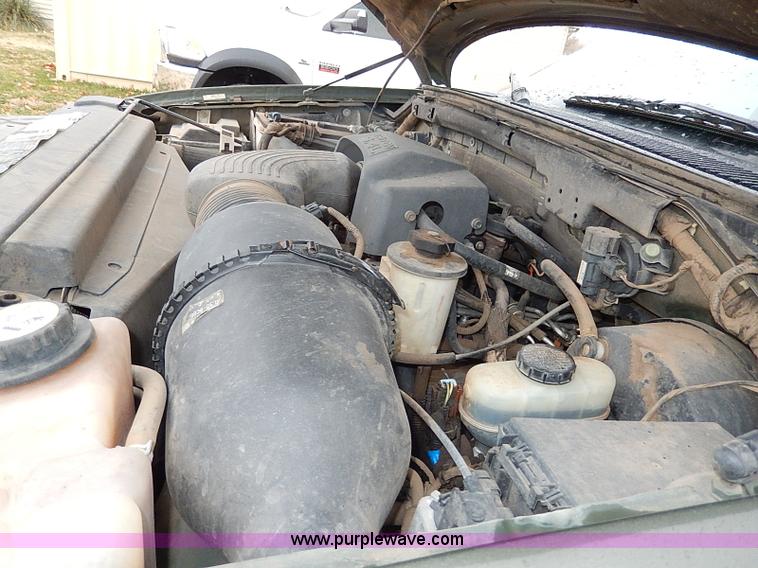 image for item I9446 2002 Ford F150 King Ranch pickup truck