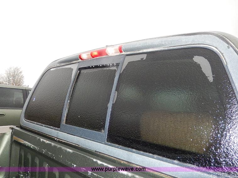 image for item I9446 2002 Ford F150 King Ranch pickup truck