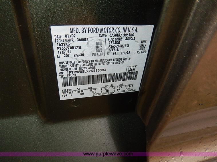 image for item I9446 2002 Ford F150 King Ranch pickup truck