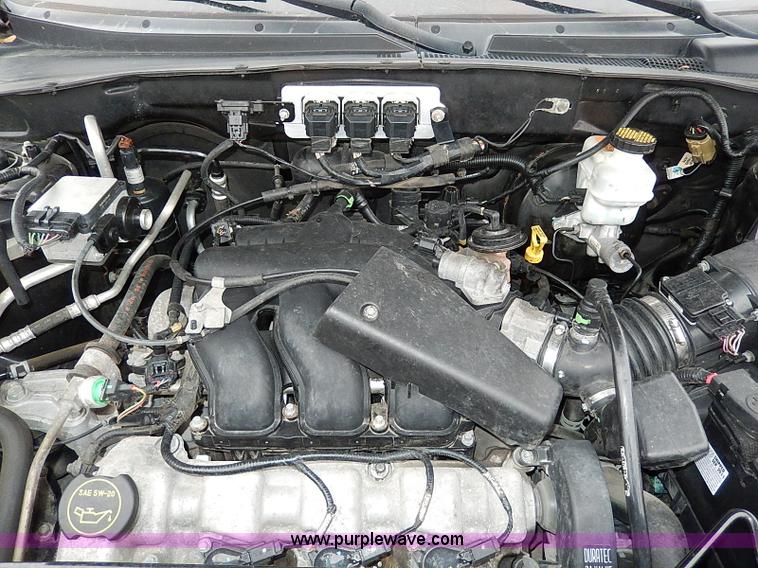 image for item I9451 2005 Ford Escape XLT SUV