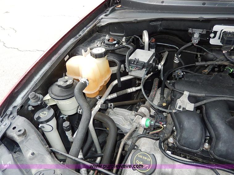 image for item I9451 2005 Ford Escape XLT SUV