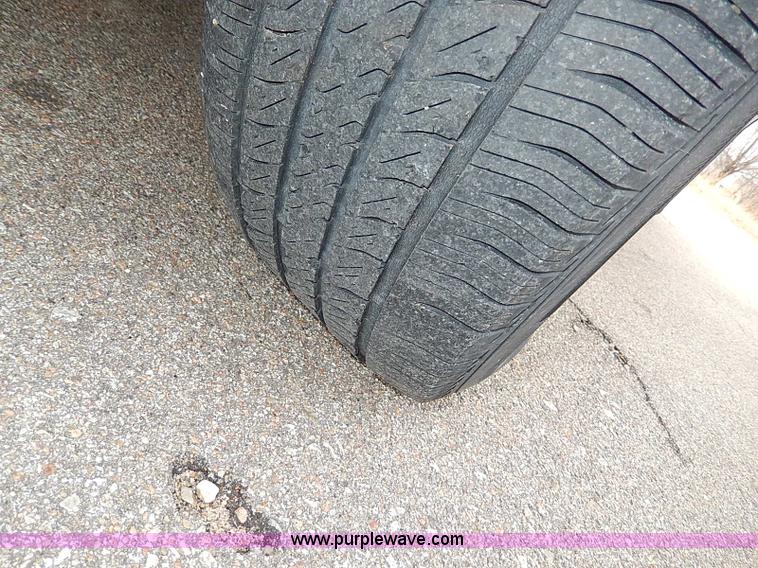 image for item I9451 2005 Ford Escape XLT SUV