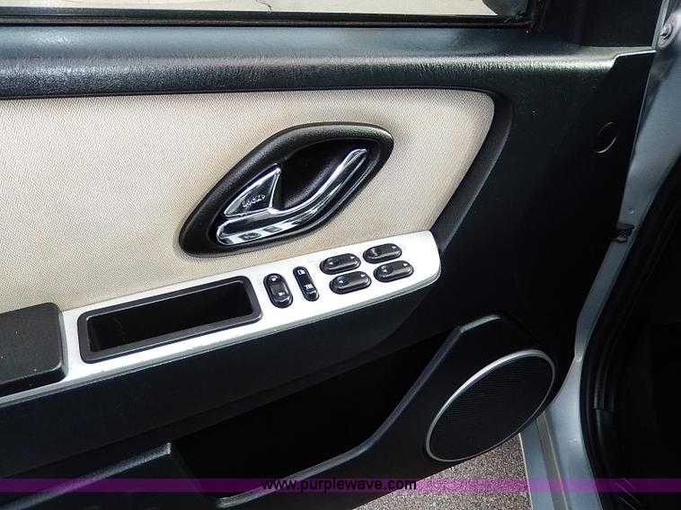 image for item I9494 2006 Mercury Mariner SUV