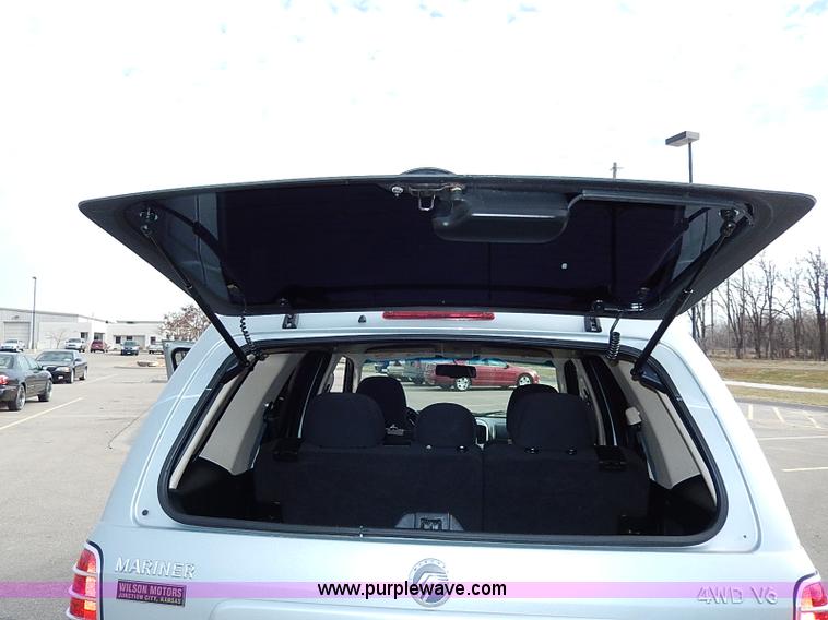 image for item I9494 2006 Mercury Mariner SUV