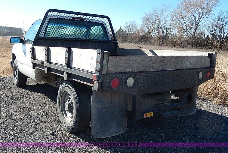image for item I9499 1998 Chevrolet Cheyenne 2500 flatbed truck