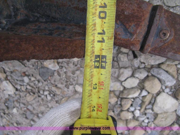 image for item AX9562 TAG pin-on mini excavator bucket