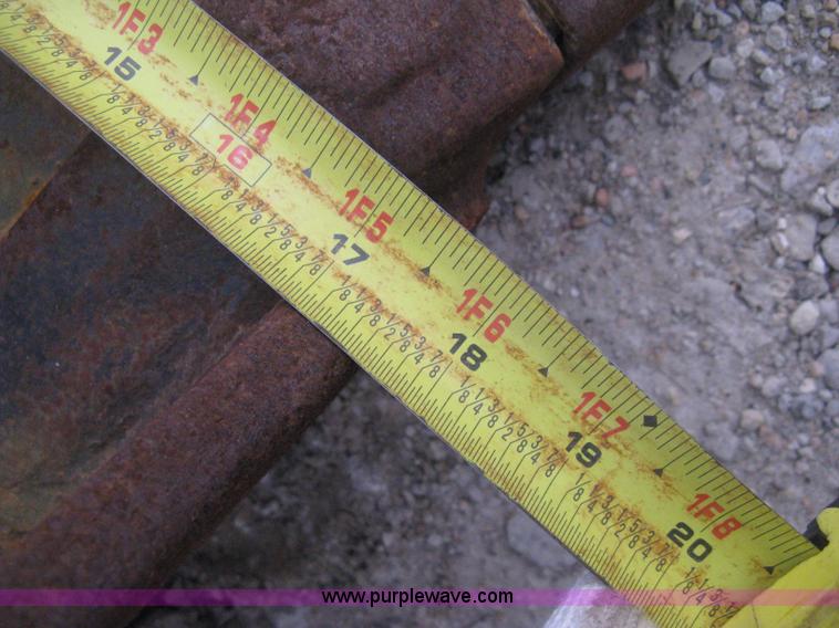 image for item AX9563 TAG pin-on mini excavator bucket