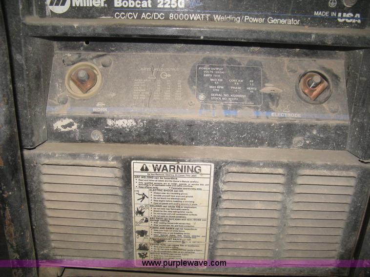 image for item AX9565 Miller Bobcat 225G welder/generator